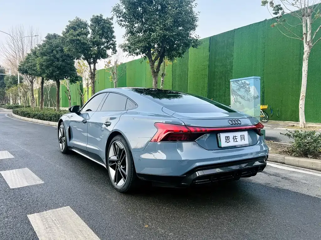 Audi RS e-tron GT 2023 из CN, фото 5
