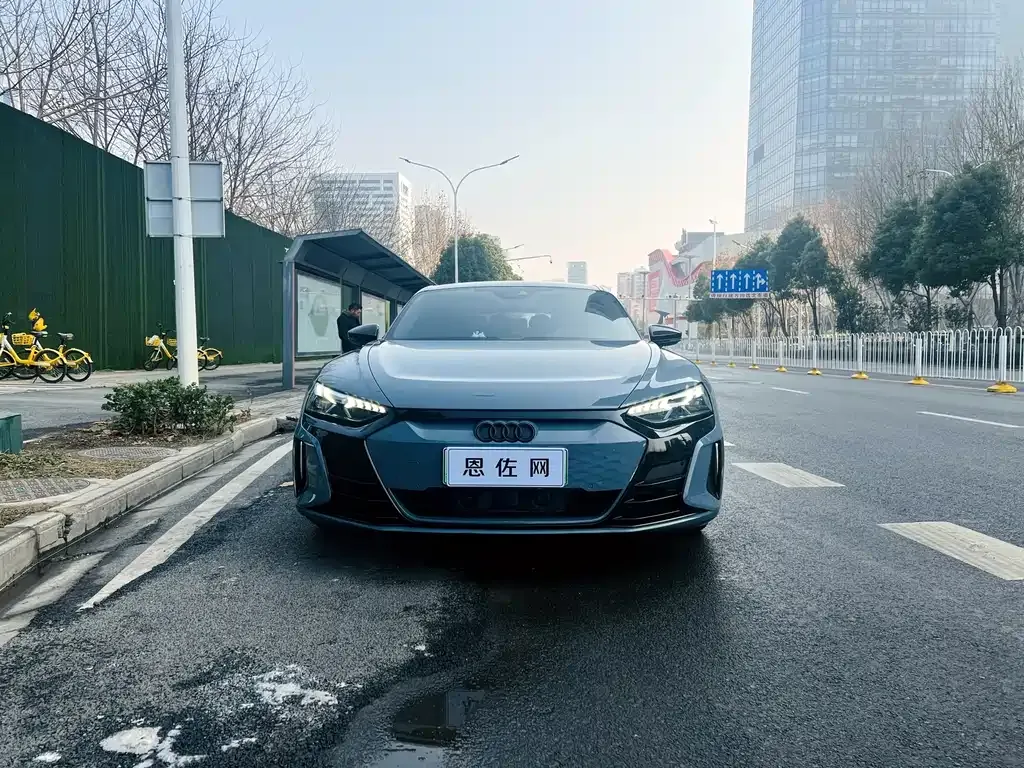 Audi RS e-tron GT 2023 из CN, фото 2
