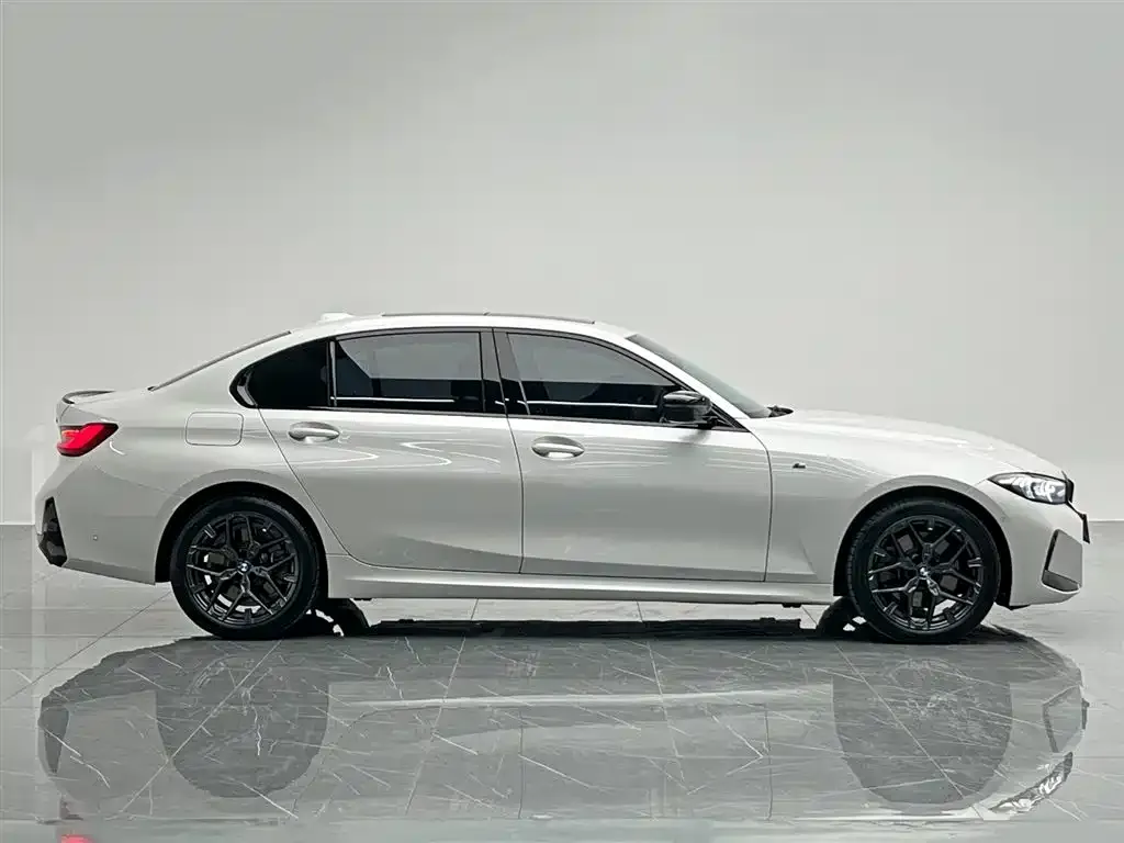 BMW 3 Series 2025 из CN, фото 9