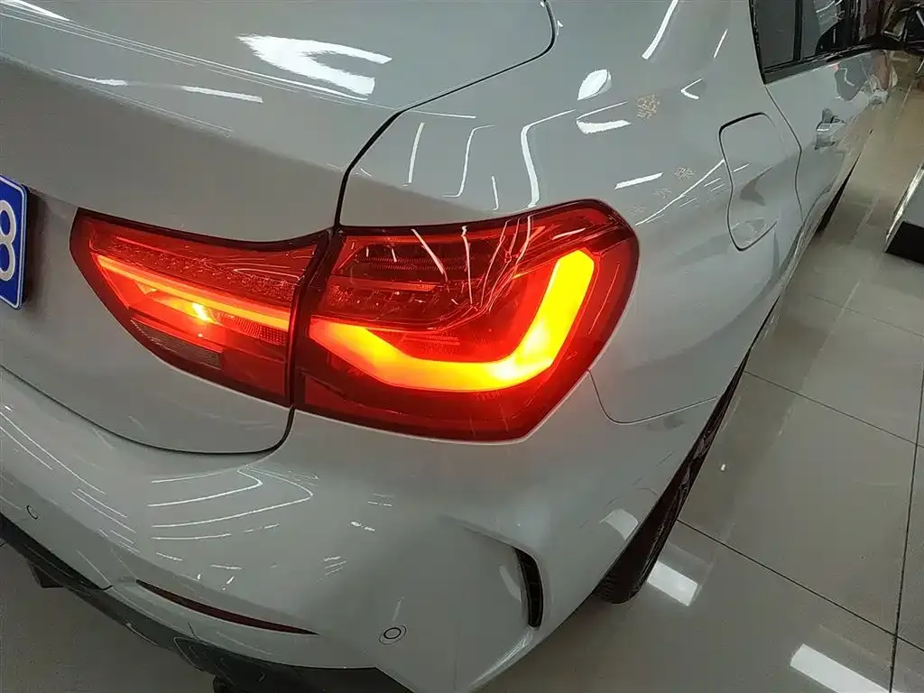 BMW 1 Series 2022 из CN, фото 8
