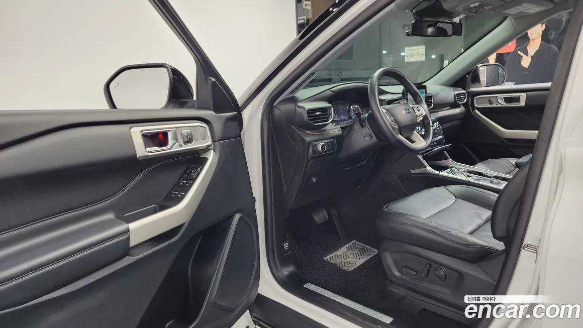 Ford Explorer 2021 из KR, фото 8