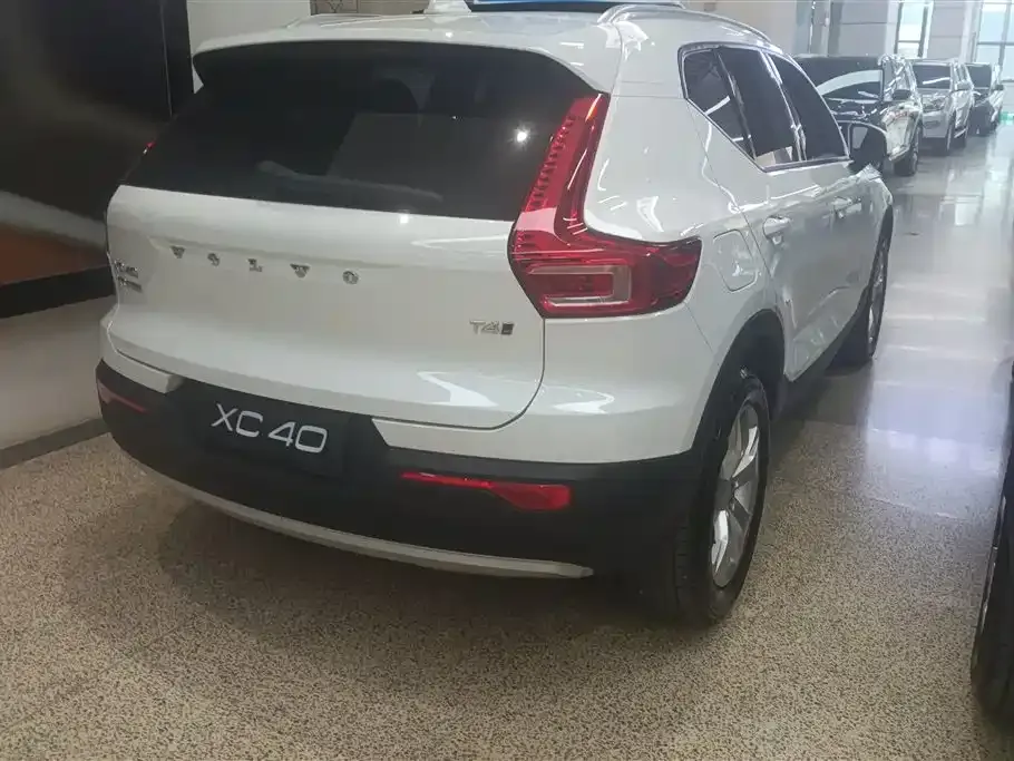 Volvo XC40 2022 из CN, фото 10