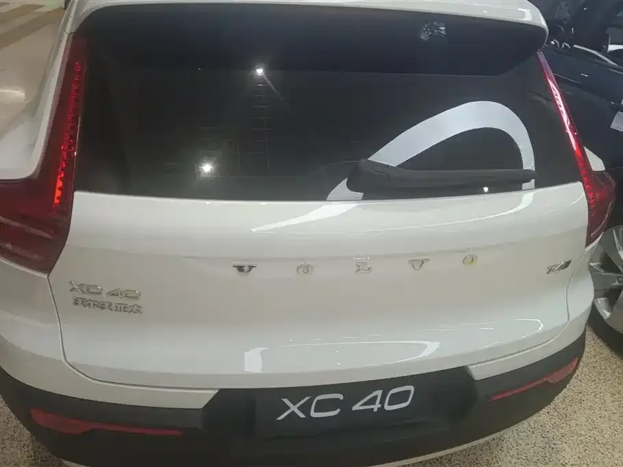 Volvo XC40 2022 из CN, фото 4