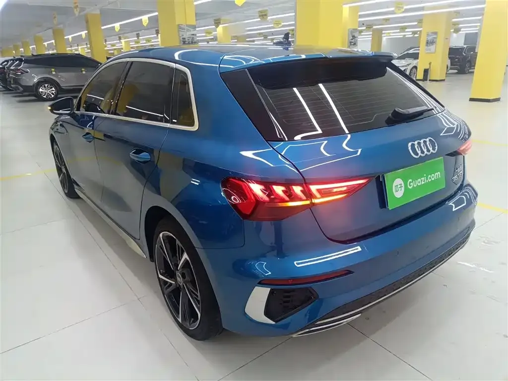 Audi A3 2023 из CN, фото 9