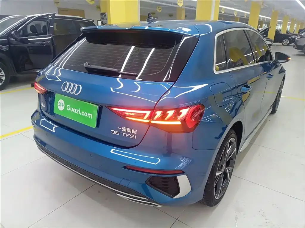 Audi A3 2023 из CN, фото 5