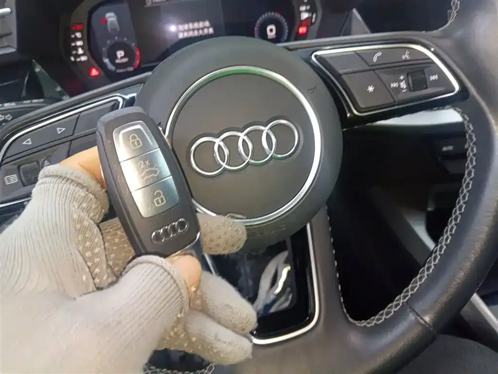 Audi A3 2023 из CN, фото 6