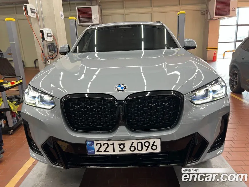 BMW X4 2024 из KR, фото 2