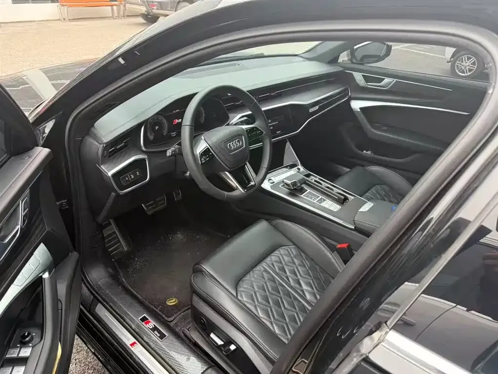 Audi A6L 2025 из CN, фото 2