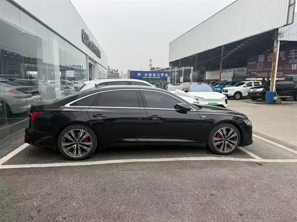 Audi A6L 2025 из CN, фото 9