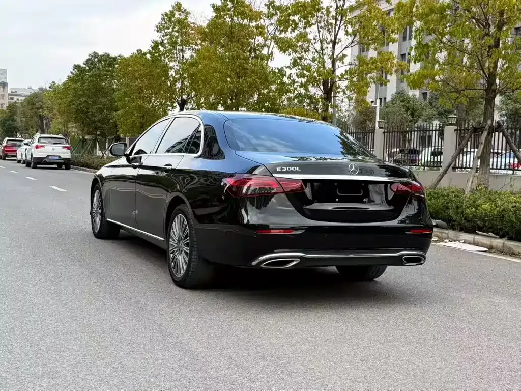 Mercedes-Benz E-Class 2022 из CN, фото 8