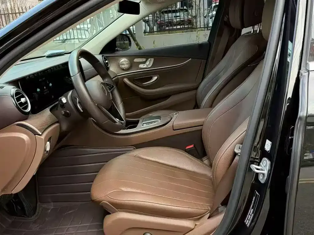 Mercedes-Benz E-Class 2022 из CN, фото 6