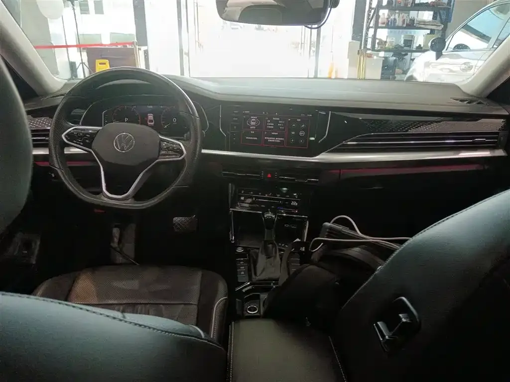 Volkswagen Passat 2022 из CN, фото 9