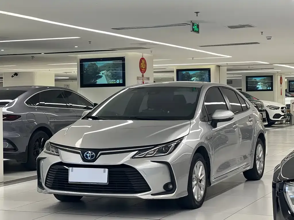 Toyota Corolla 2022 из CN, фото 1