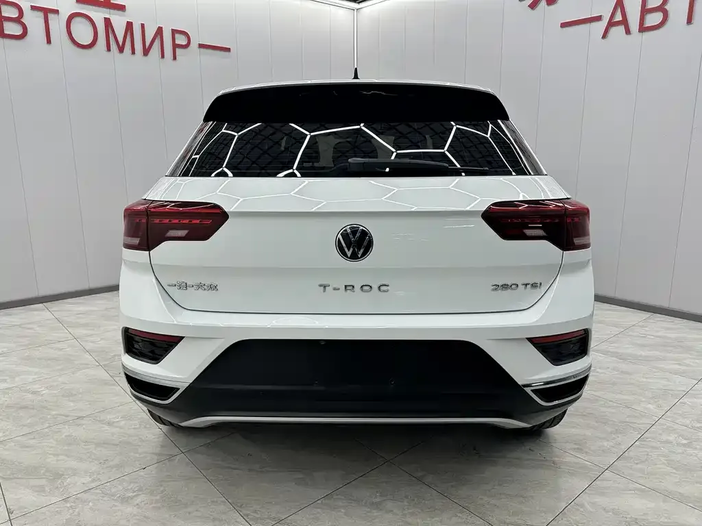 Volkswagen T-Roc — фото 4