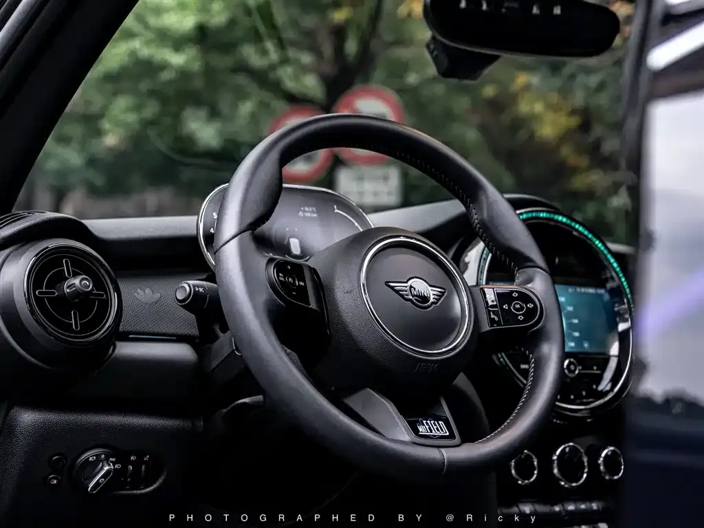 MINI Cooper (3-door) 2024 из CN, фото 6