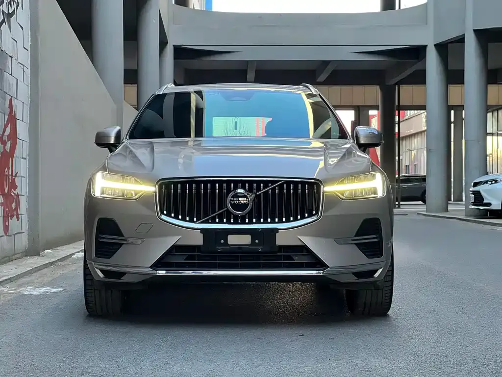 Volvo XC60 2022 из CN, фото 4