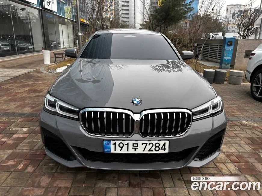 BMW 5-Series 2022 из KR, фото 1