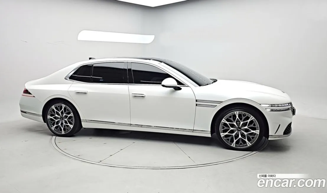 Genesis G90 2023 из KR, фото 3