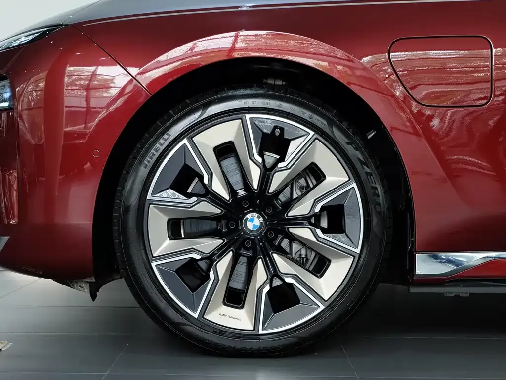 BMW i7 2024 из CN, фото 9