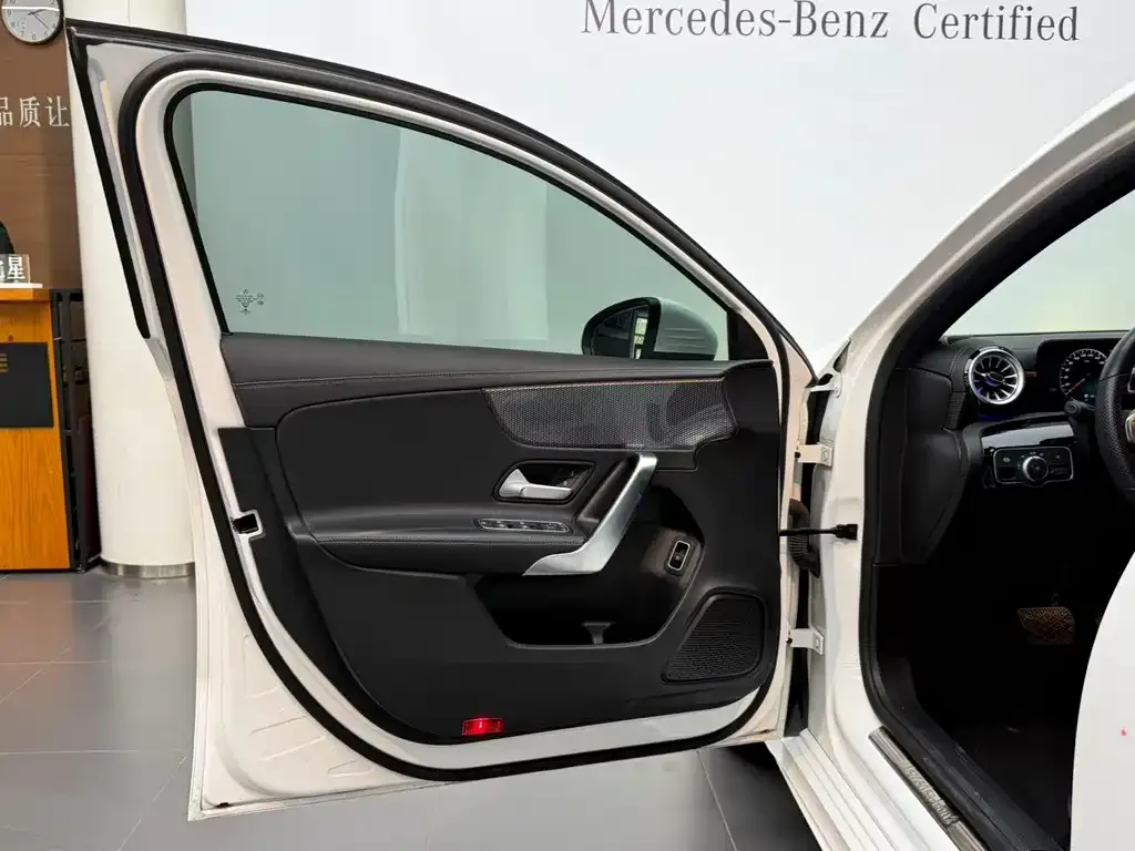 Mercedes-Benz A-Class 2022 из CN, фото 5
