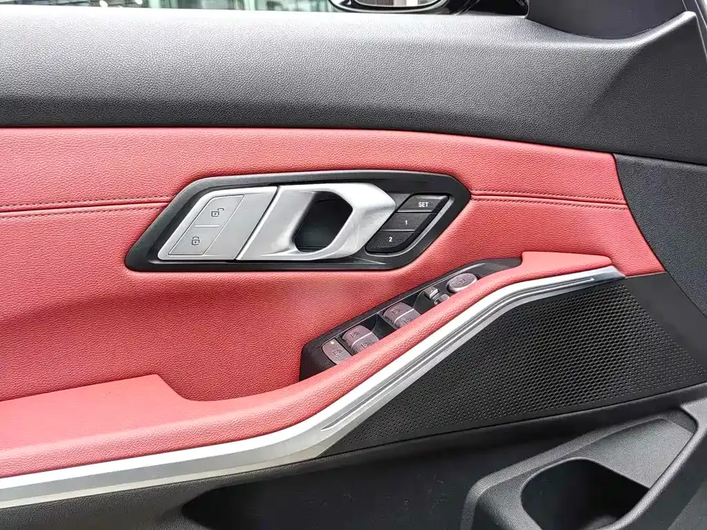 BMW 3 Series 2021 из CN, фото 6