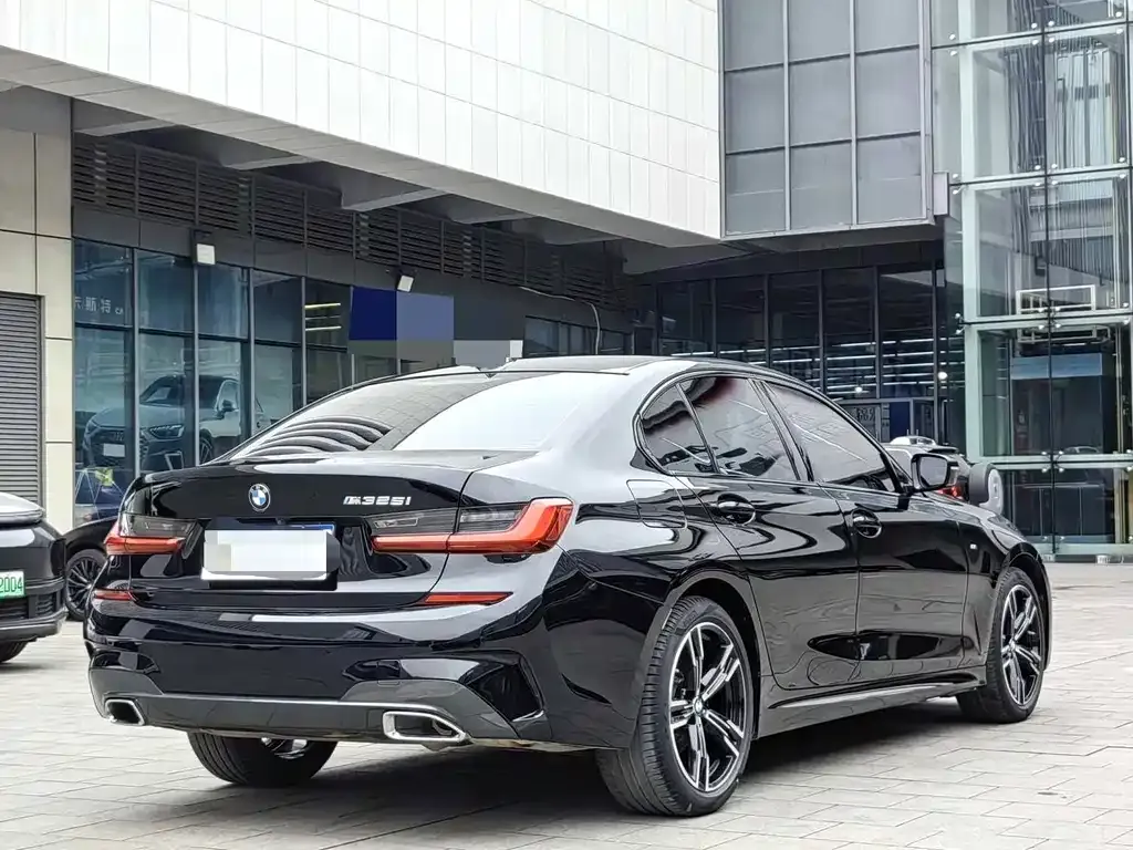 BMW 3 Series 2021 из CN, фото 7