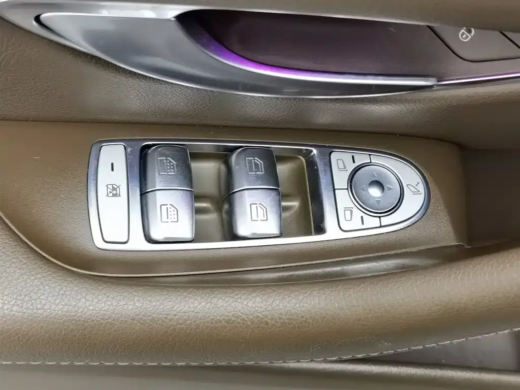 Mercedes-Benz E-Class 2022 из CN, фото 9