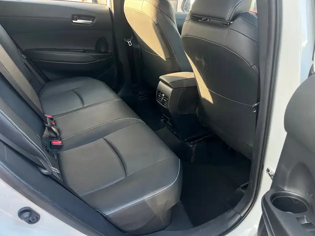 Toyota Frontlander 2023 из CN, фото 2