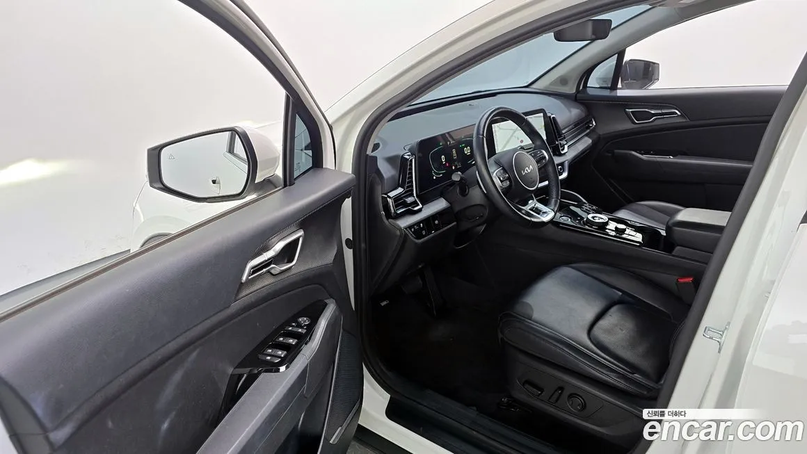 Kia Sportage — фото 8