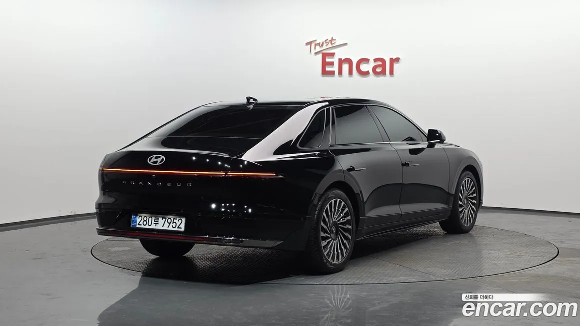 Hyundai Grandeur 2024 из KR, фото 7