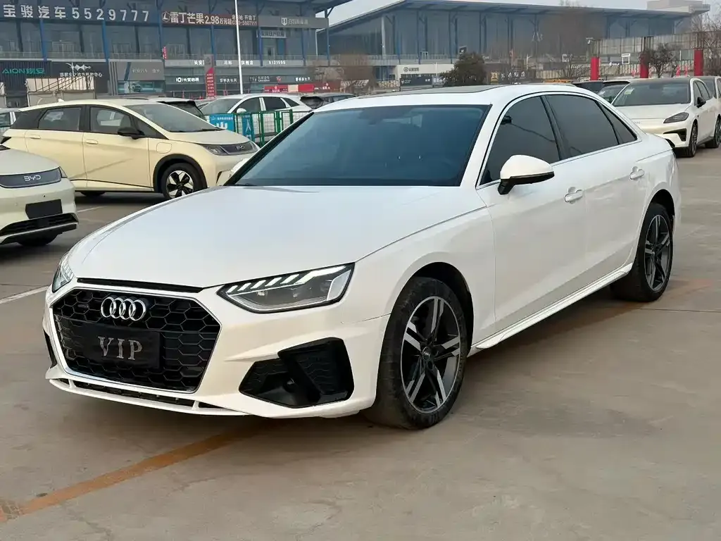 Audi A4L 2021 из CN, фото 1