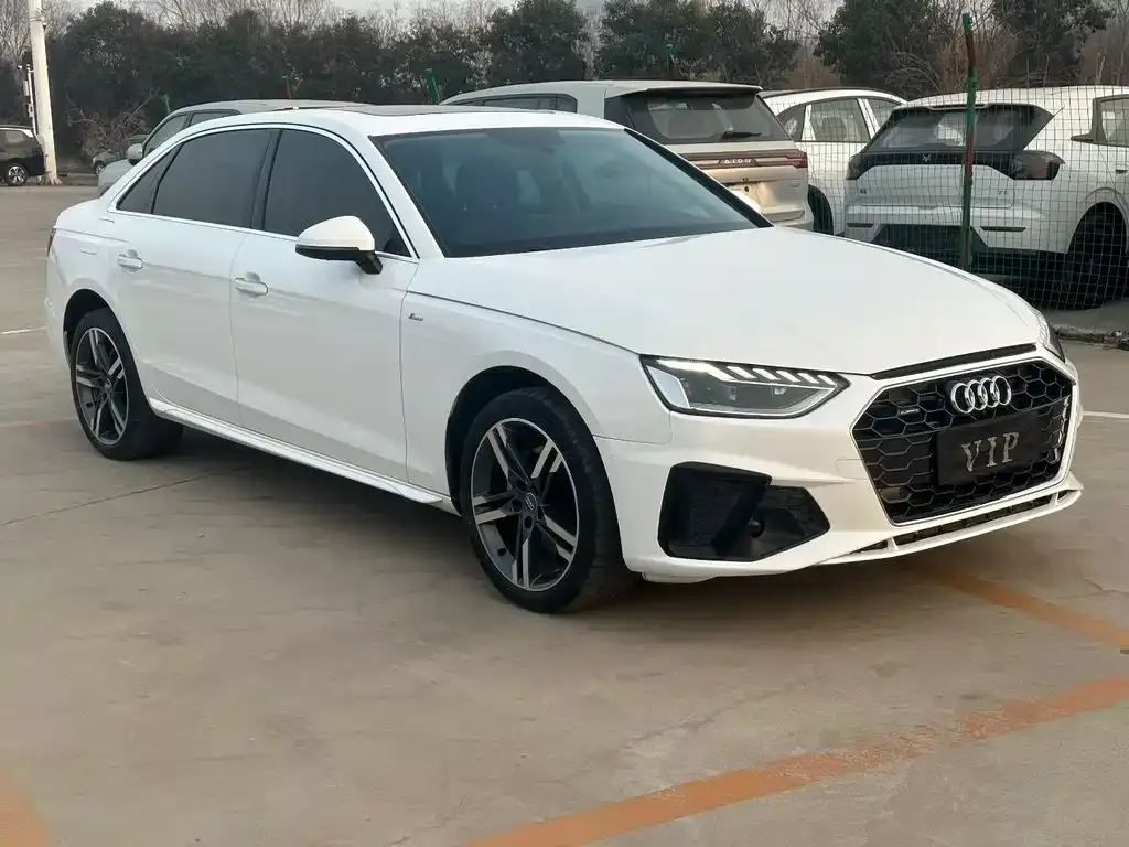 Audi A4L 2021 из CN, фото 7