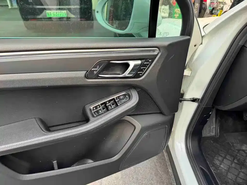 Porsche Macan 2022 из CN, фото 10