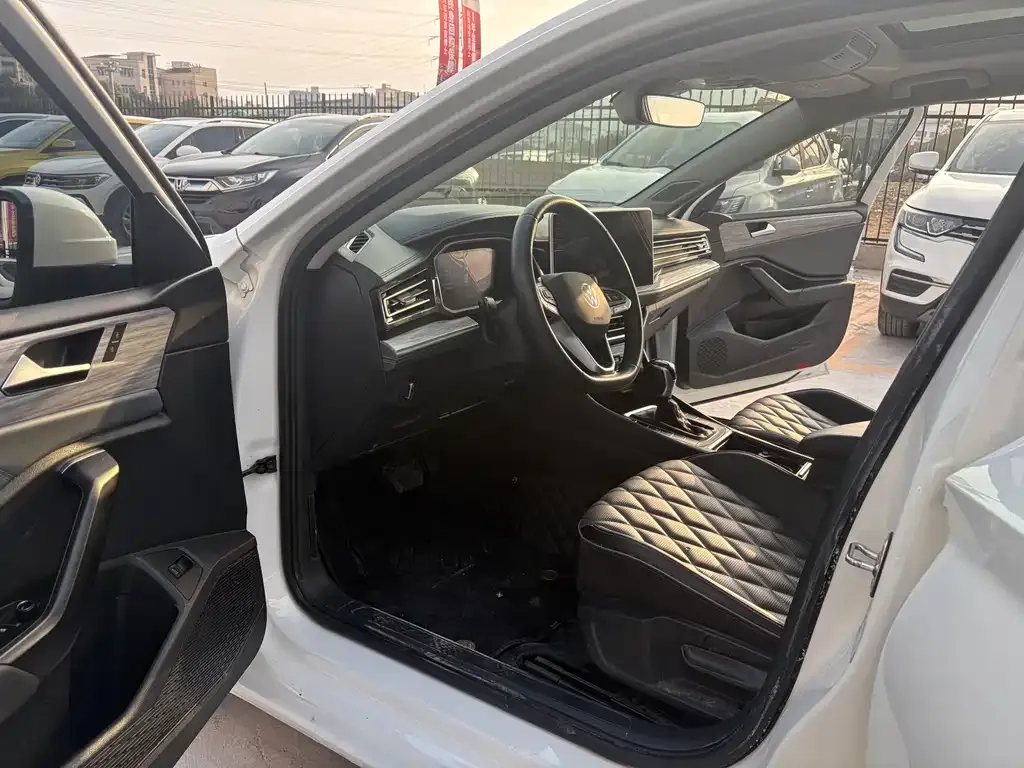 Volkswagen Sagitar 2022 из CN, фото 5