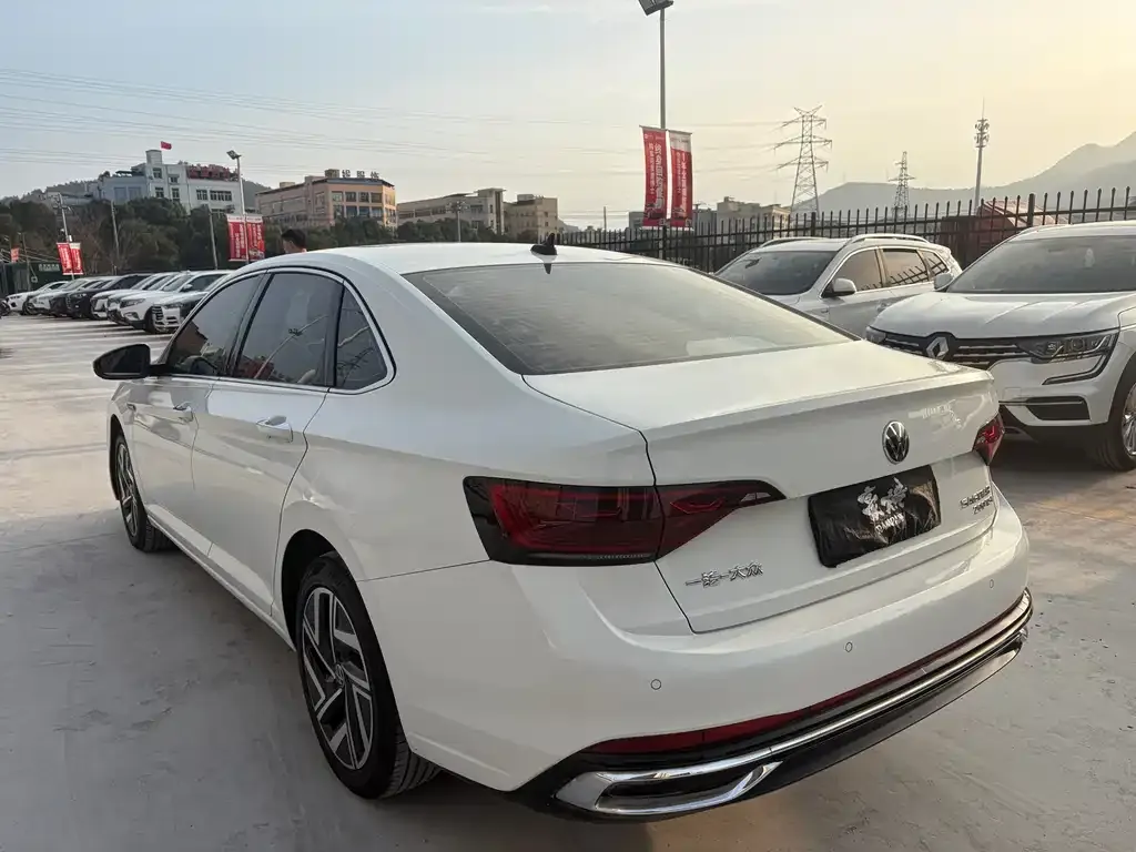 Volkswagen Sagitar 2022 из CN, фото 9