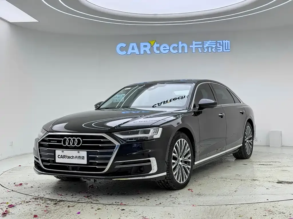 Audi A8 2022 из CN, фото 1