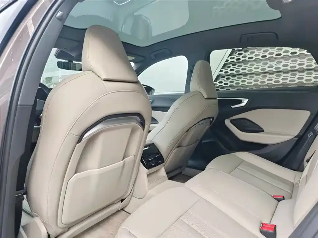 Audi A5L 2025 из CN, фото 3