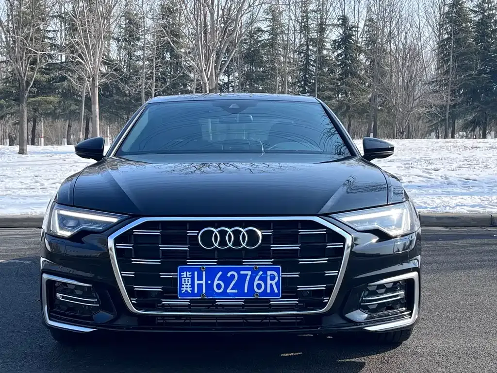 Audi A6L 2023 из CN, фото 1