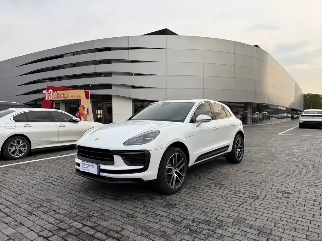 Porsche Macan 2026 из CN, фото 1