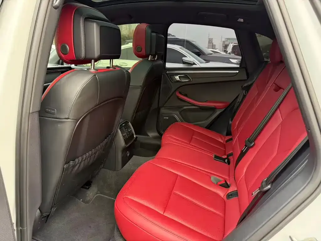 Porsche Macan 2026 из CN, фото 2