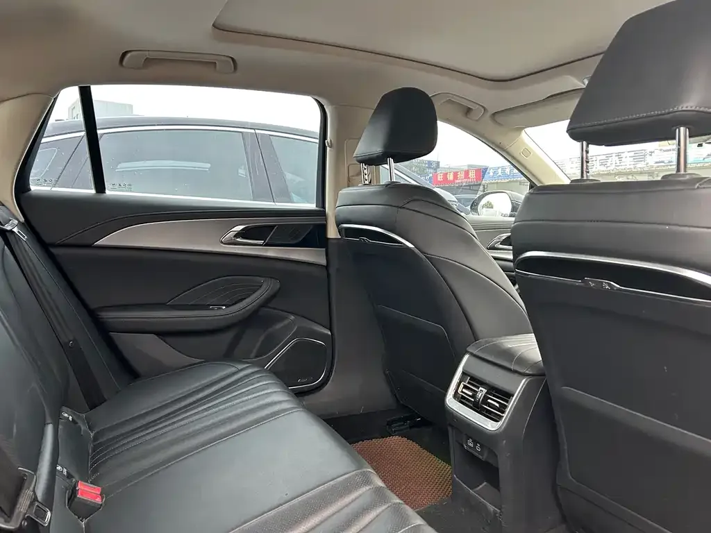Hongqi H5 2023 из CN, фото 2