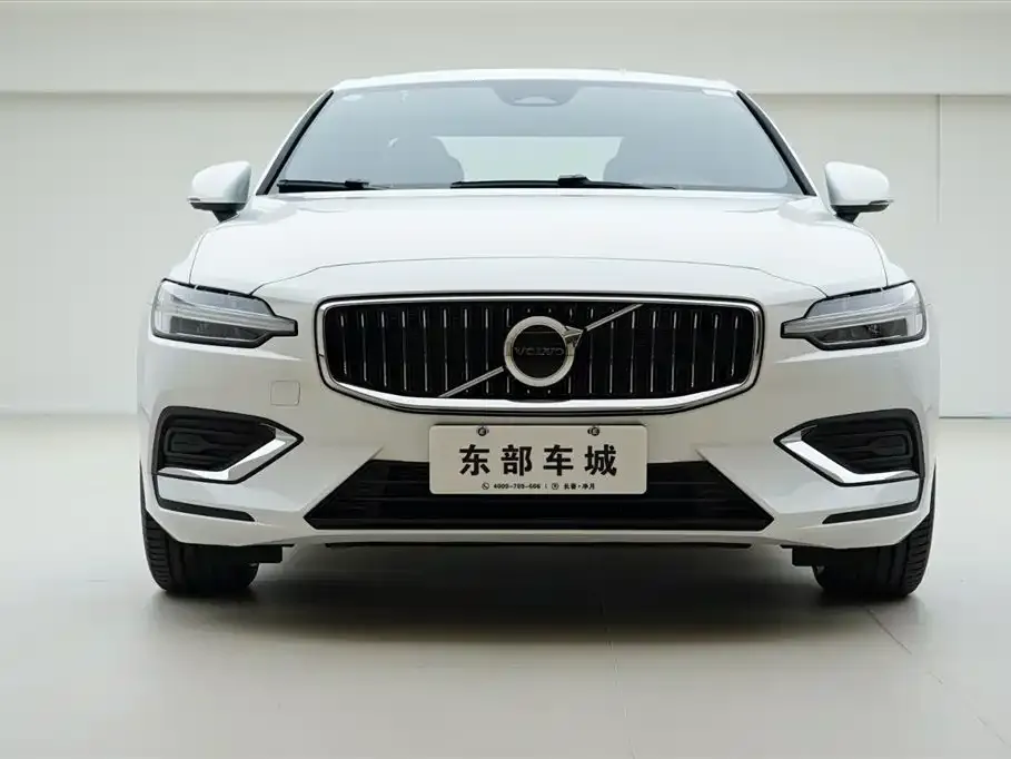 Volvo S60 2026 из CN, фото 7
