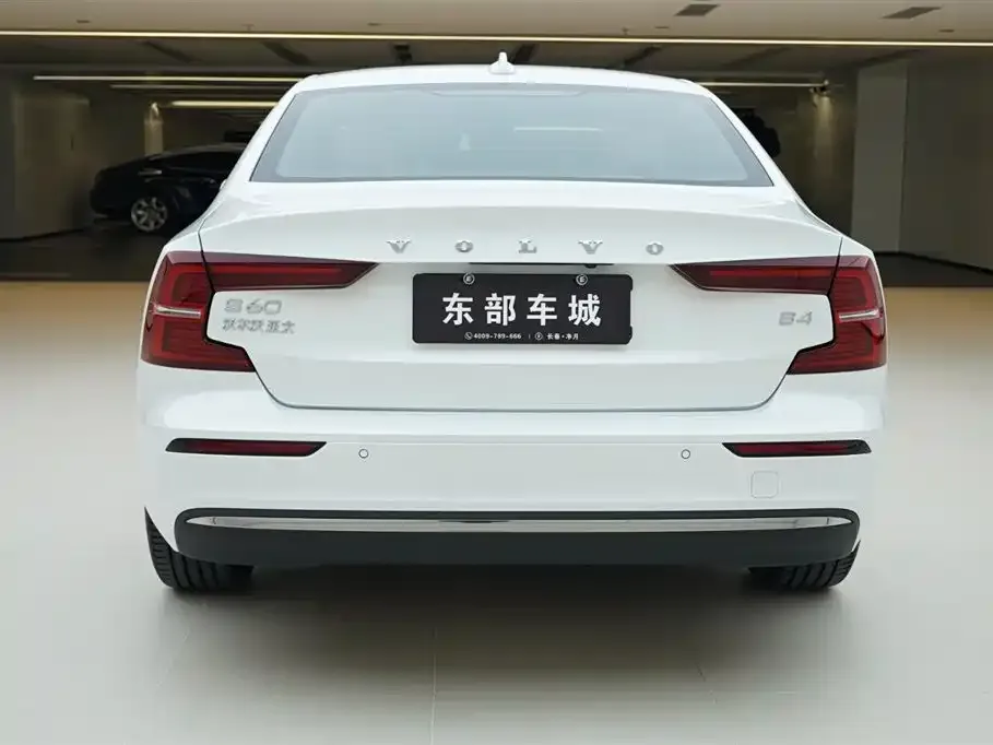 Volvo S60 2026 из CN, фото 3