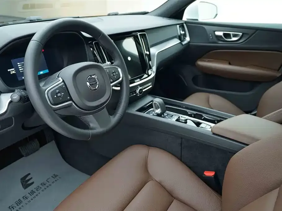 Volvo S60 2026 из CN, фото 6