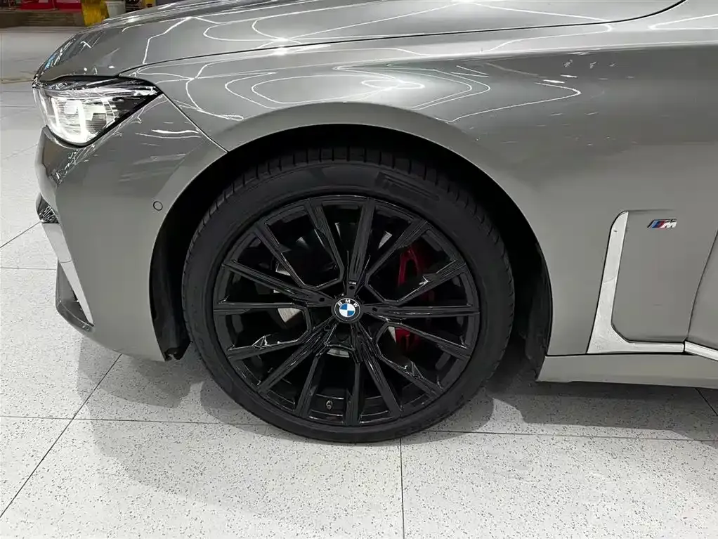 BMW 7 Series 2021 из CN, фото 9