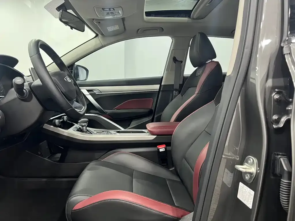 Geely Binyue 2022 из CN, фото 3