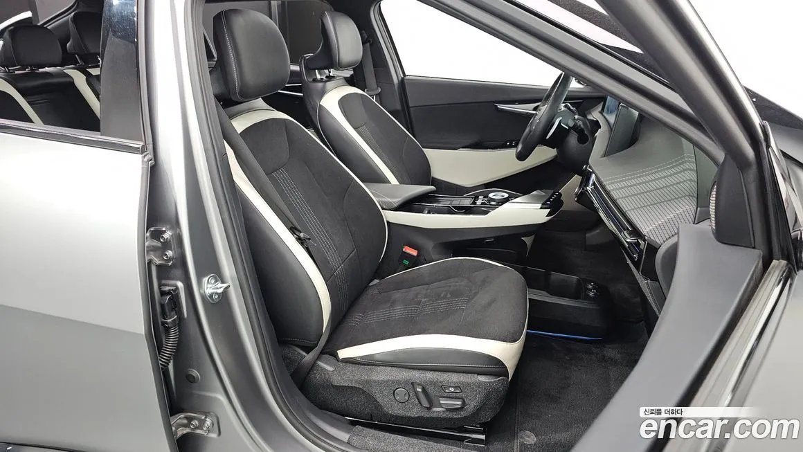 Kia EV6 — фото 9