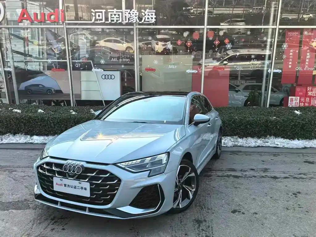 Audi A3 2024 из CN, фото 1