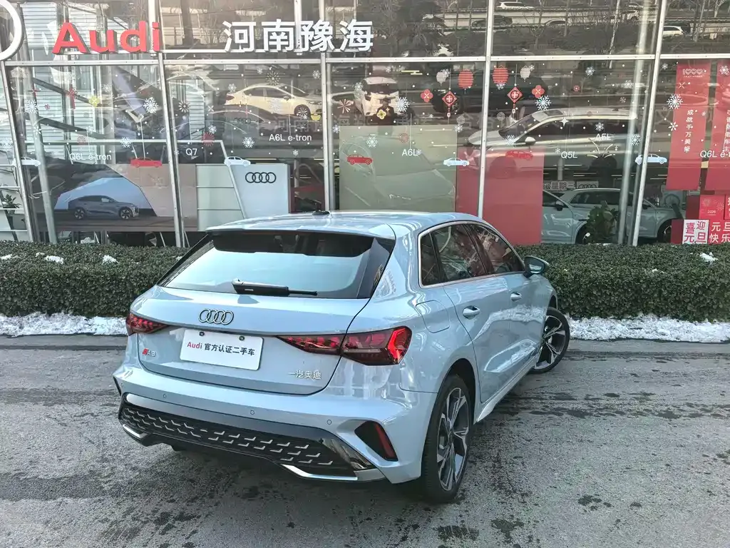 Audi A3 2024 из CN, фото 8