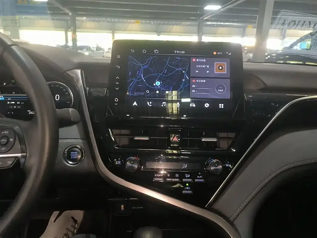 Toyota Camry 2024 из CN, фото 2
